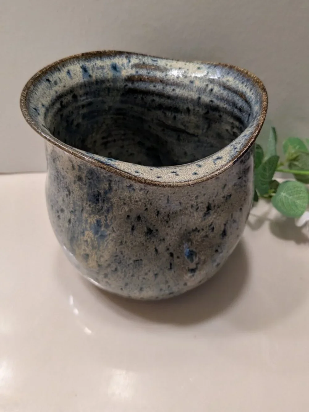 Gerald Patrick Pottery Vtg 1972 Pinch Pot Vase Signed Speckle Glaze 5
